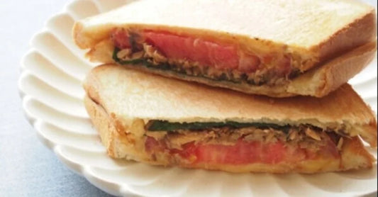 【ホットサンドちゃんねる】 ベランダで作る「サバ味噌トマトのホットサンド」